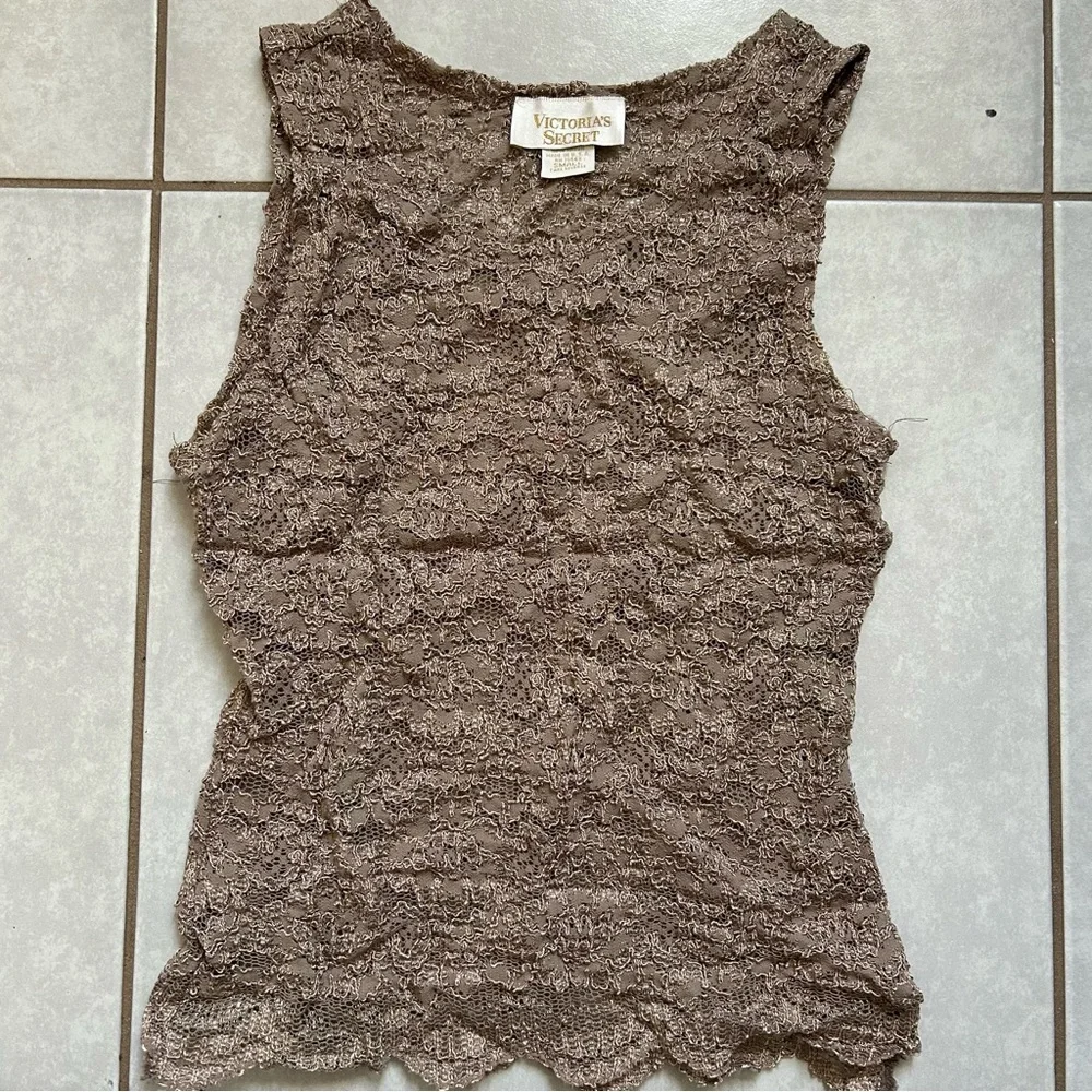 Gold label Victoria’s Secret tank top - Picture 1 of 8